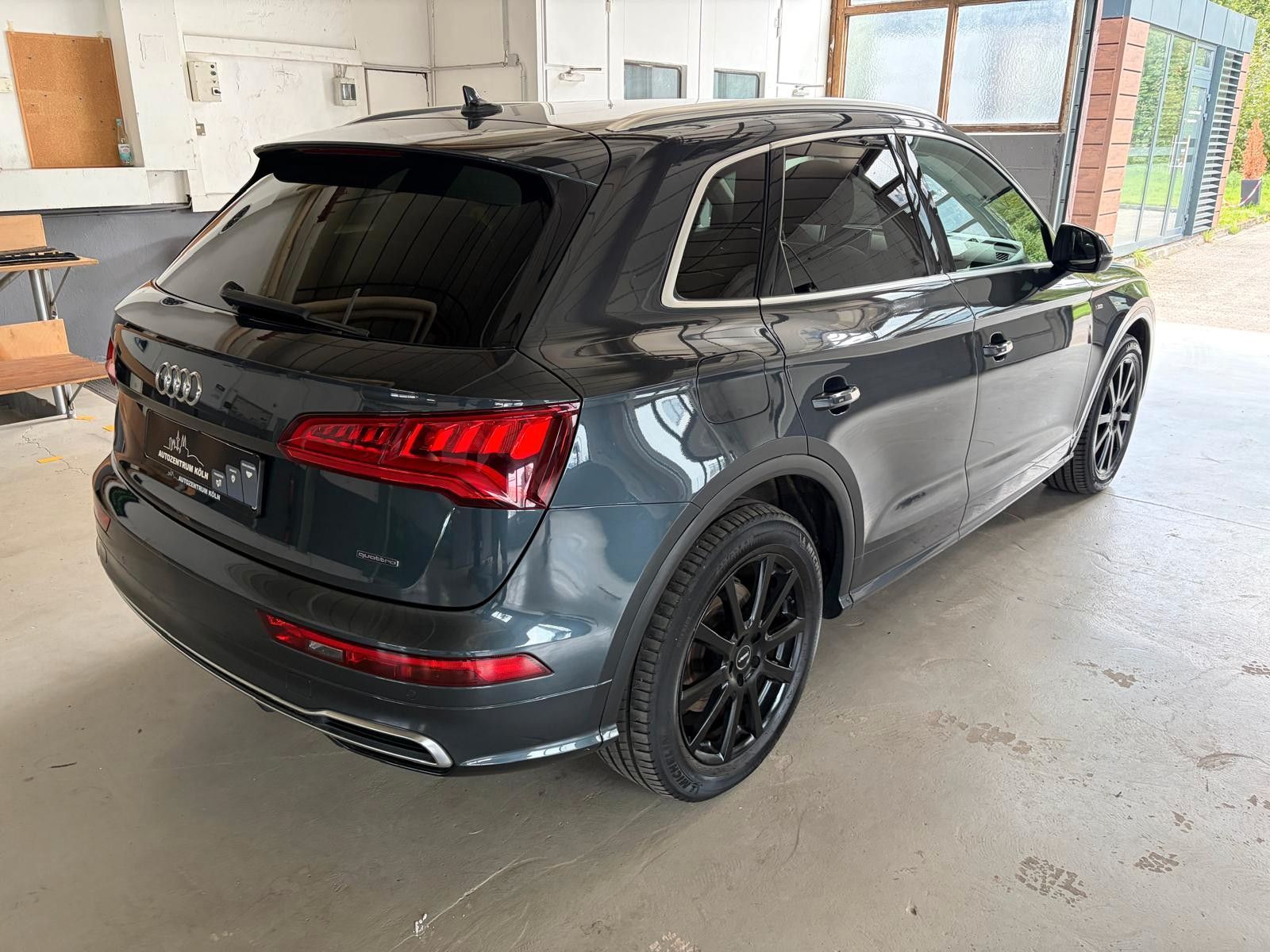 Audi Q5 50 TFSI e hybrid s line quattro sport imagem 3