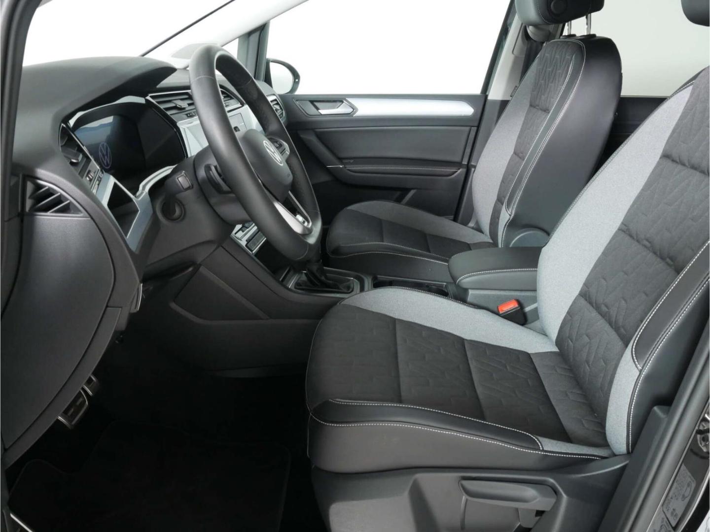 Volkswagen Touran 1.5 TSI GOAL DSG 7-Sitze/AHK/LED/NAV/RFK, миниатюра 14