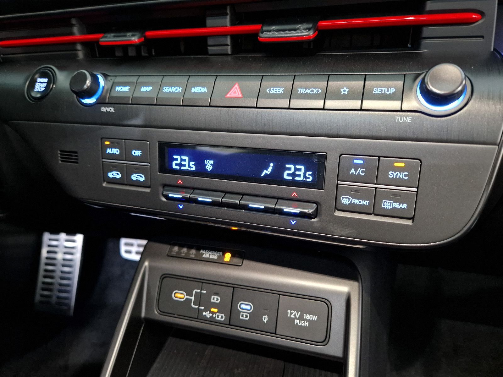 Fahrzeugabbildung Hyundai KONA SX2 1.6 T-GDI 4WD N-LINE DCT ULTIMATE 444€*