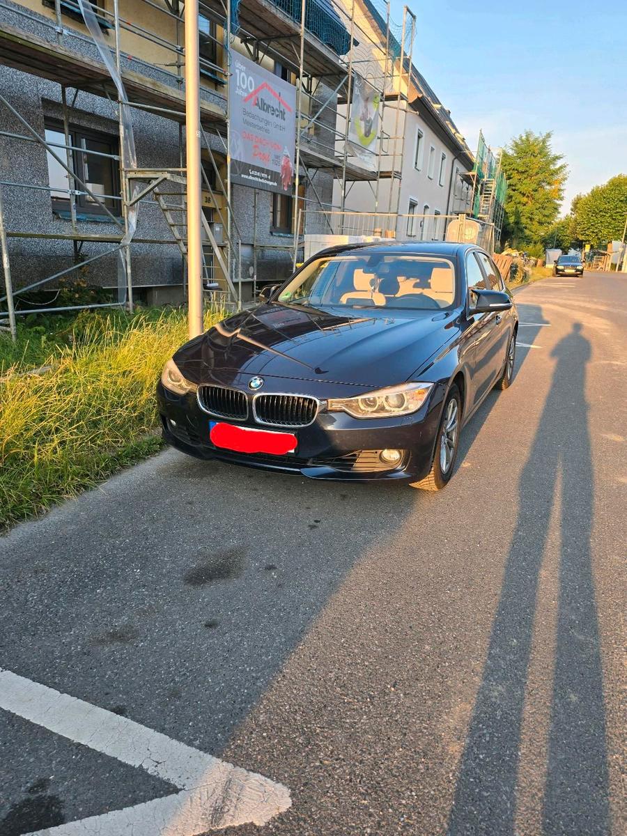 BMW 320