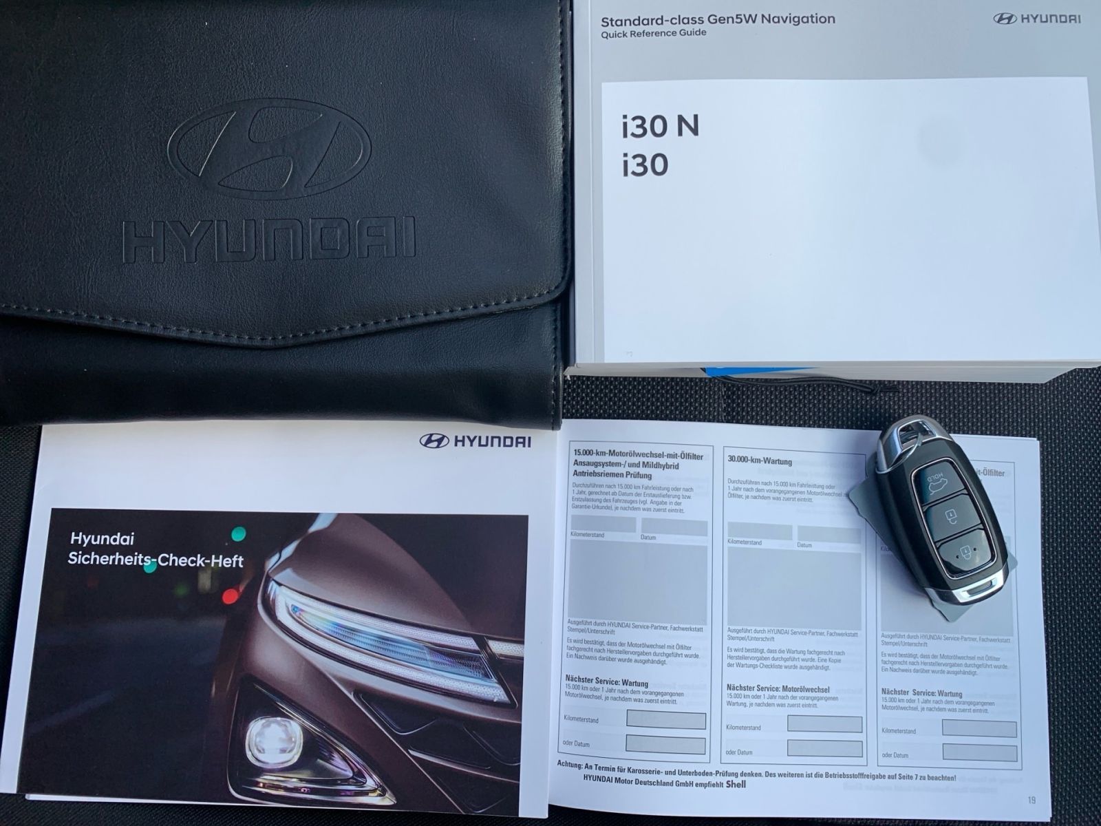Fahrzeugabbildung Hyundai i30 1.0 T-GDI 7-DCT N-Line Mild-Hybrid Assi PanD