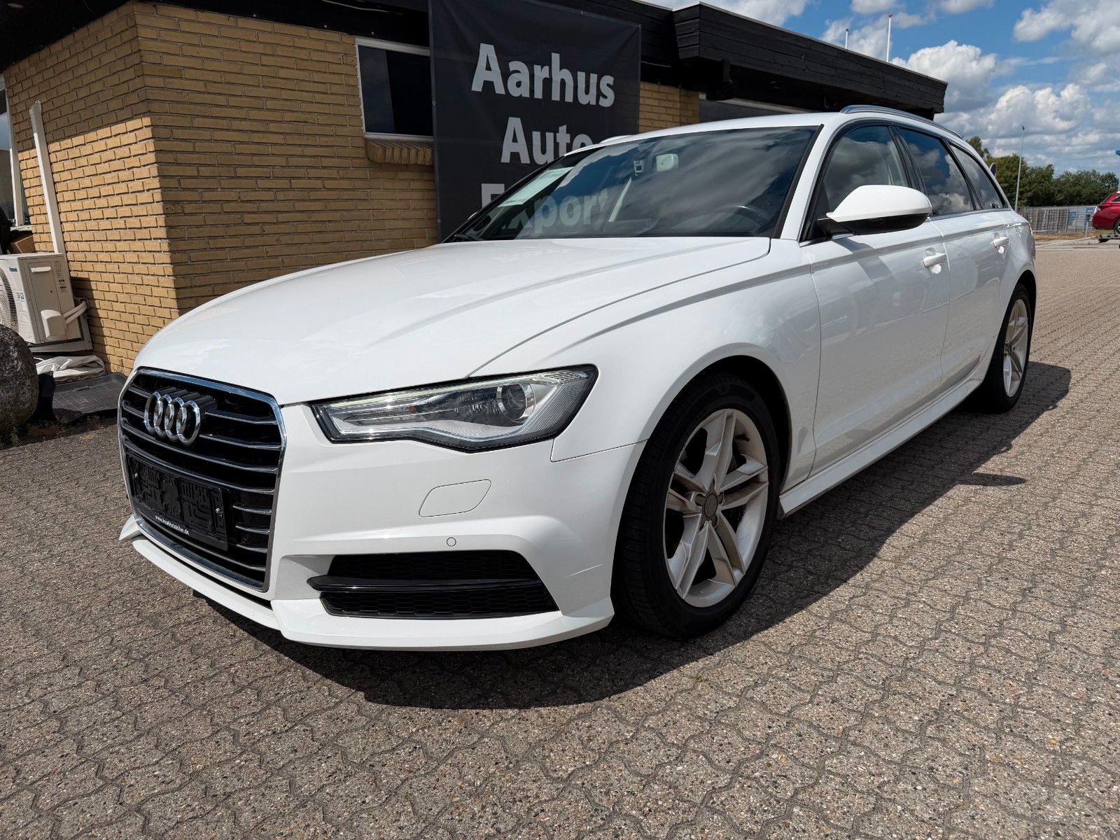 Audi A6 - 1