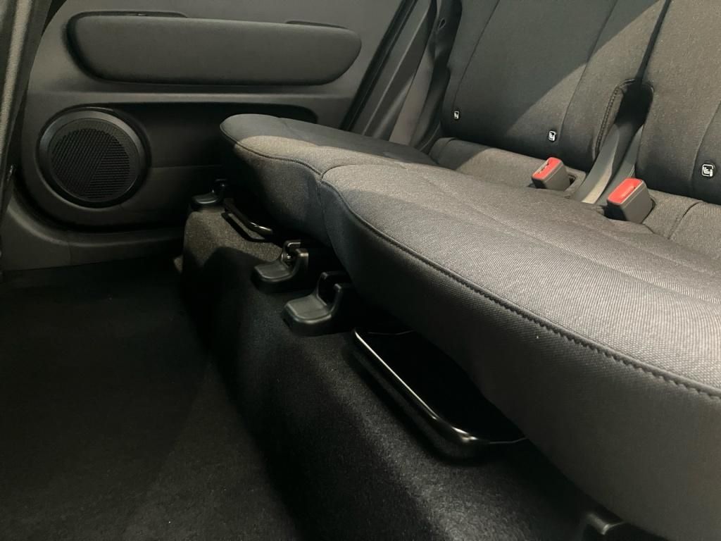 Fahrzeugabbildung Hyundai INSTER EV 42 kWh Trend KlimaA Navi SpurH KAM
