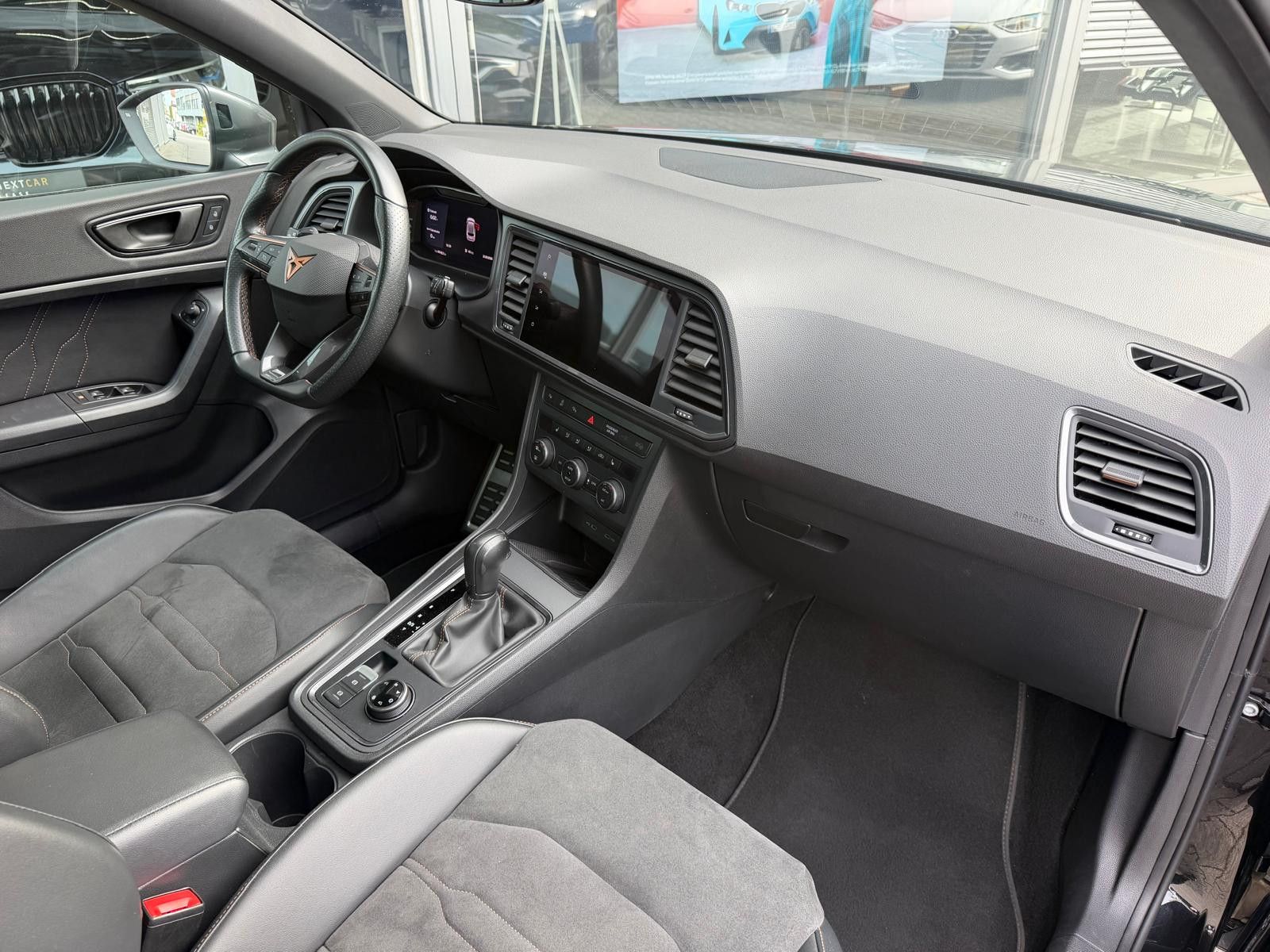 Fahrzeugabbildung CUPRA Ateca 2.0 TSI VZ 4Dri VIRTU+LED+NAVI+SHZ+ACC+360