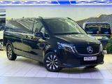 Mercedes-Benz EQV EQV 300 extralang-Behindertengerecht-Rampe - schwarze Mercedes-Benz EQV
