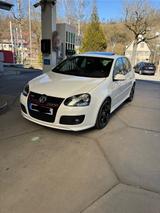 Volkswagen Golf 5 GTI Edition 30  - Volkswagen Golf: GTI Edition 30