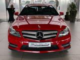 Mercedes-Benz C 200 CGI Coupe "Navi Bi-Xenon AMG-Sportpaket " - Mercedes-Benz C 200: Coupe