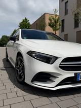 Mercedes-Benz A35 AMG 4MATIC Night | Pano | HUD | ACC | Multib - Mercedes-Benz A 35 AMG in Frankfurt (Main)