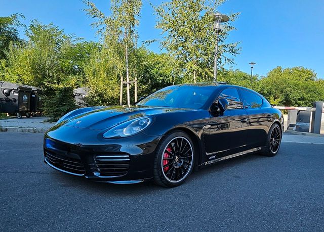 Porsche Panamera GTS/PDLS+/ACC/PASM/BURMESTER