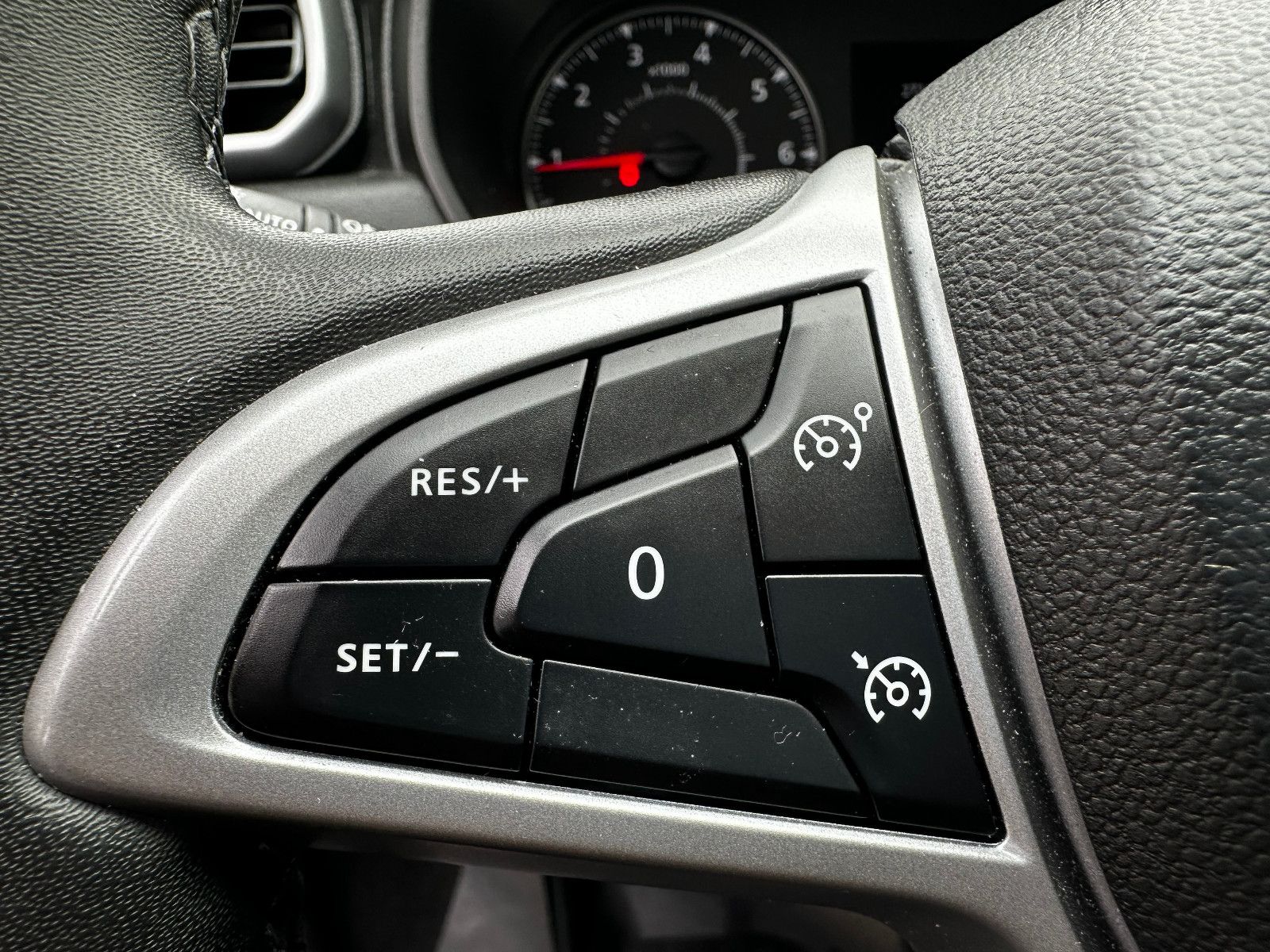 Fahrzeugabbildung Dacia Duster II Journey