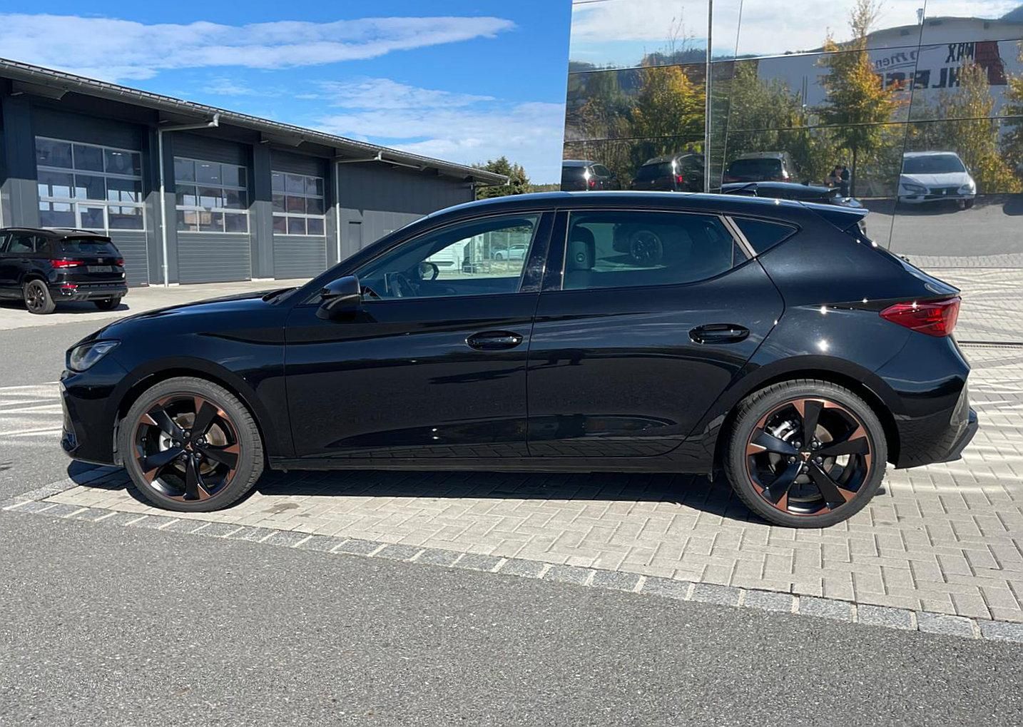 Cupra Leon SP Kombi 2.0 TDI DSG 150 PS NAVI Kamera Sit imagem 2