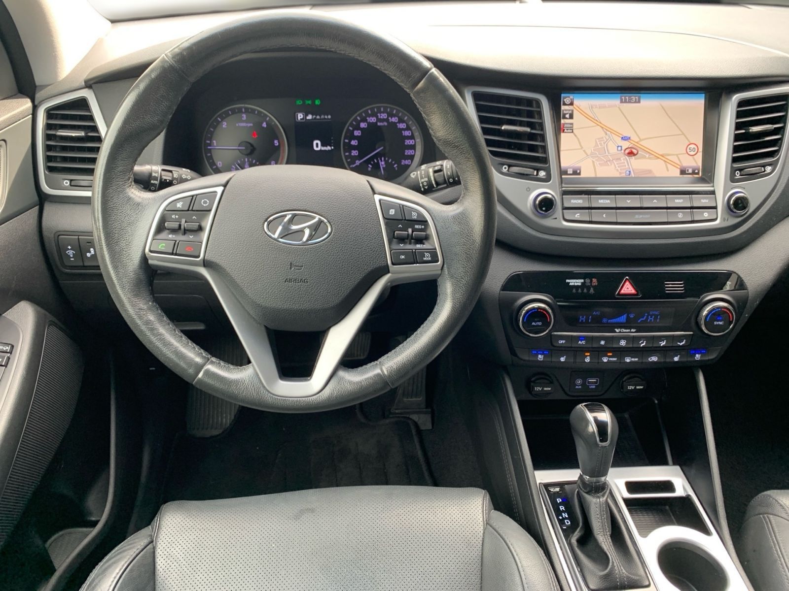 Fahrzeugabbildung Hyundai TUCSON 1.7 CRDi 7-DCT DPF Premium Navi