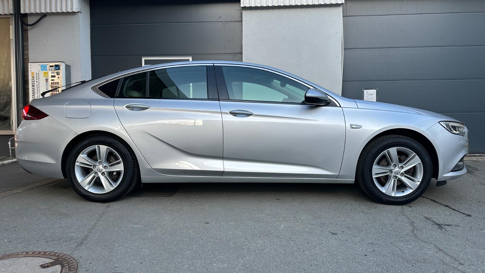 Opel Insignia B Grand Sport Innovation LED/NAVI/PDC/