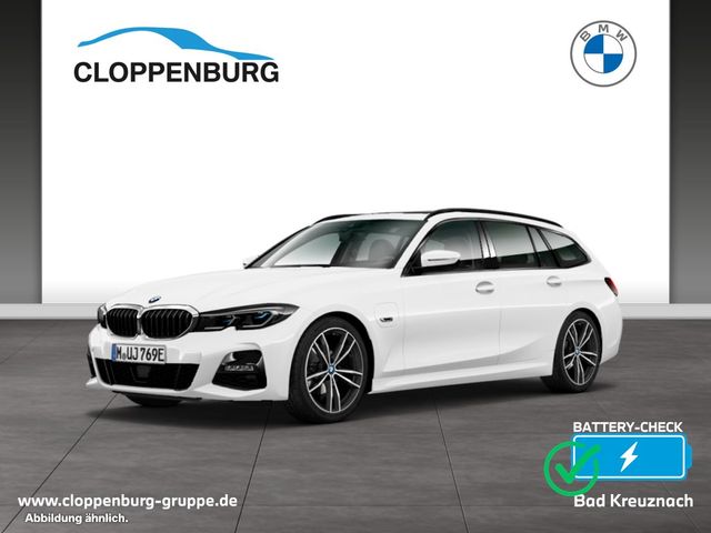 BMW 330e Touring