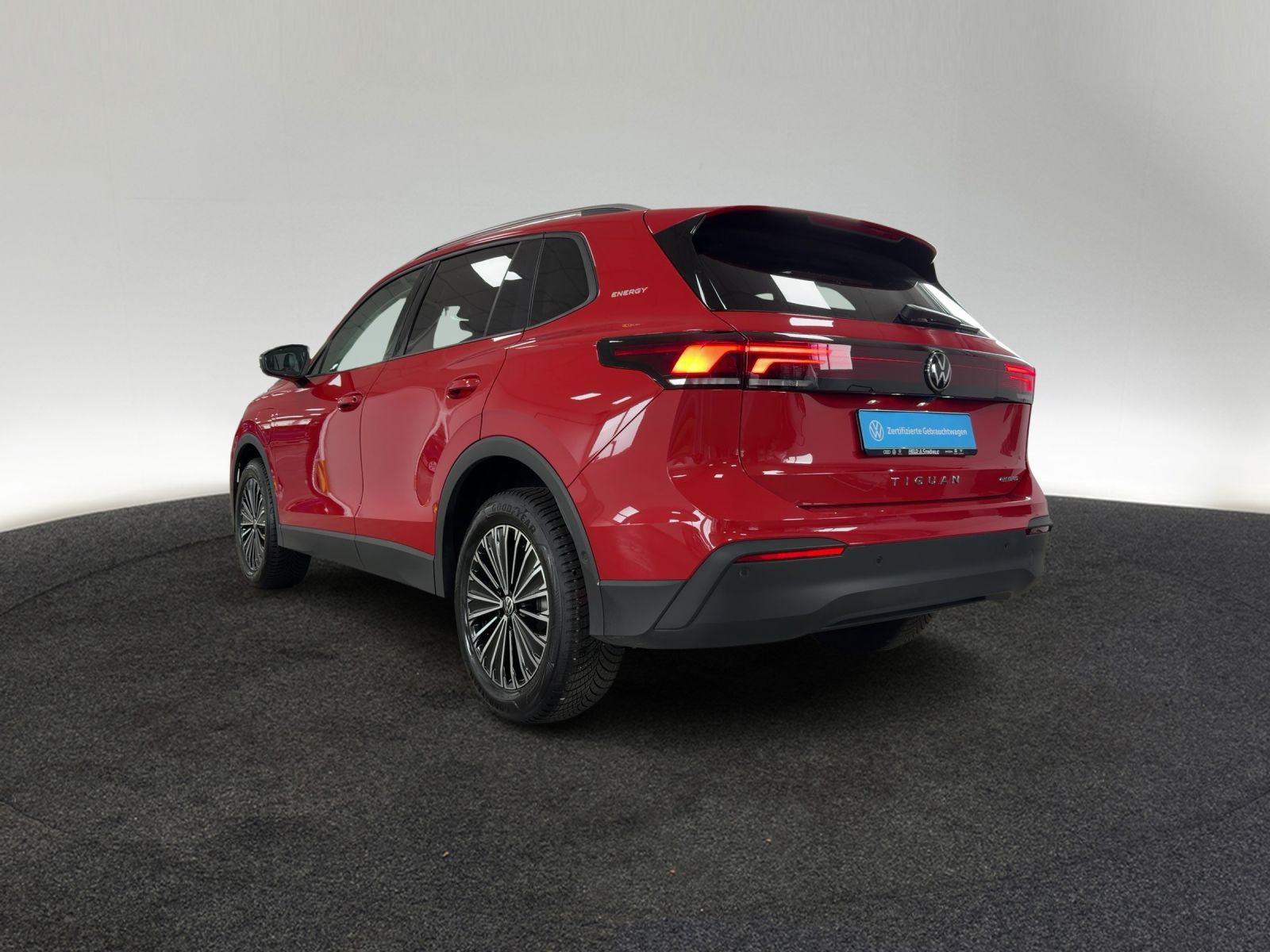 Volkswagen Tiguan ENERGY eHybrid AHK PANO 360°K 4xSHZ DCC foto 3