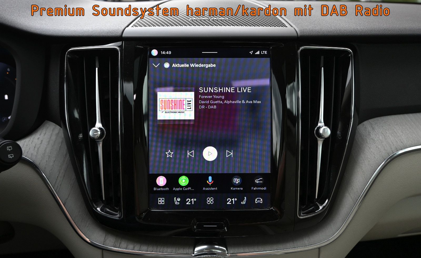 Fahrzeugabbildung Volvo XC60 B4 D AWD Plus Dark °ACC°AHK°PANO°STANDHEIZ°