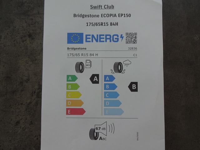 Suzuki SWIFT 1.2 DUALJET CLUB NAVI DAB+ EINPARKH. USB 