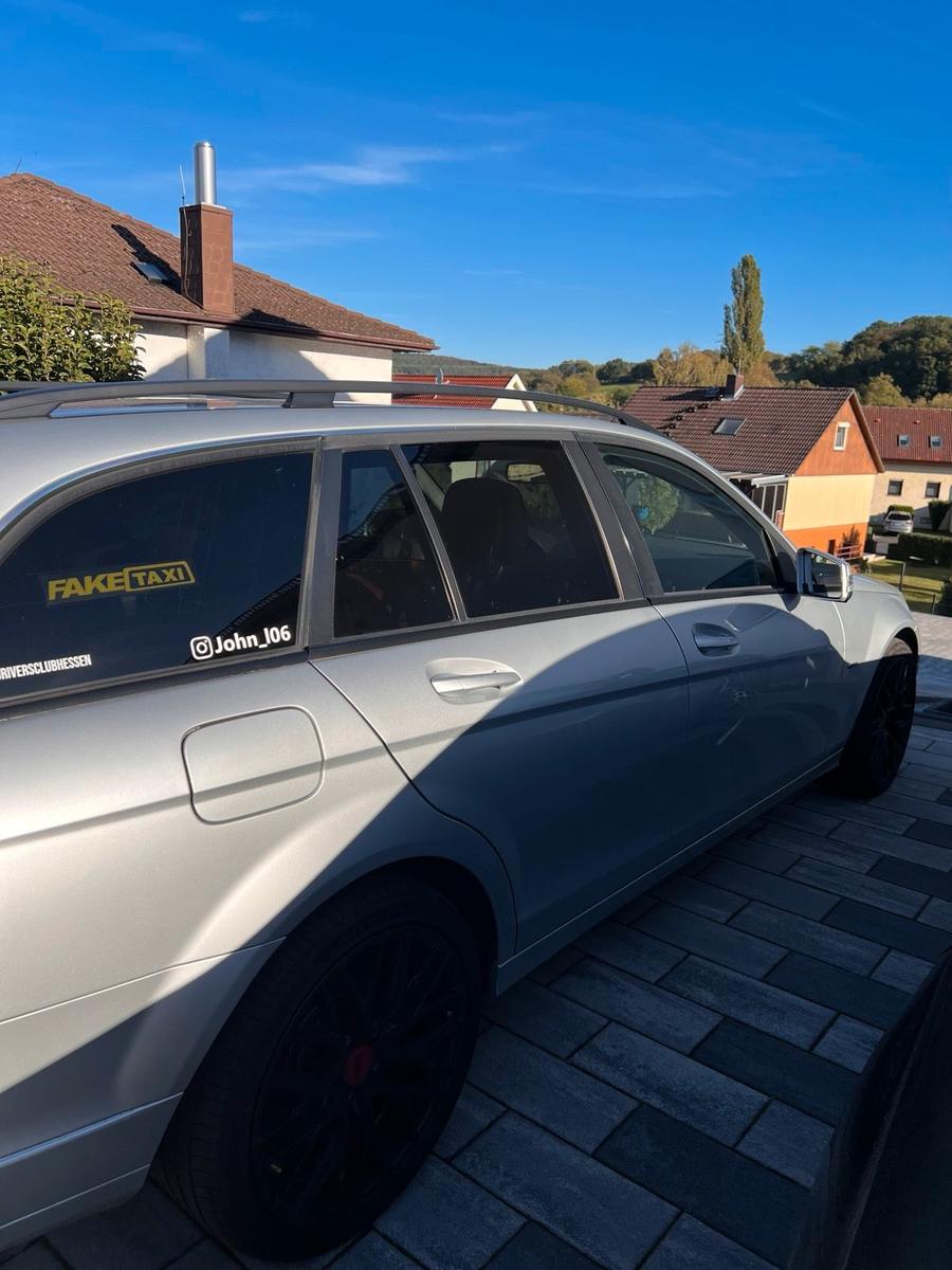Mercedes-Benz C220 2009 — engine 190 HP (140kW)