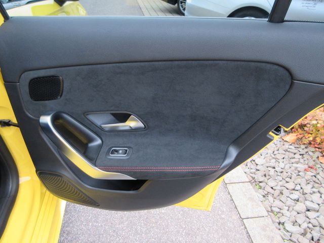 Fahrzeugbild 14