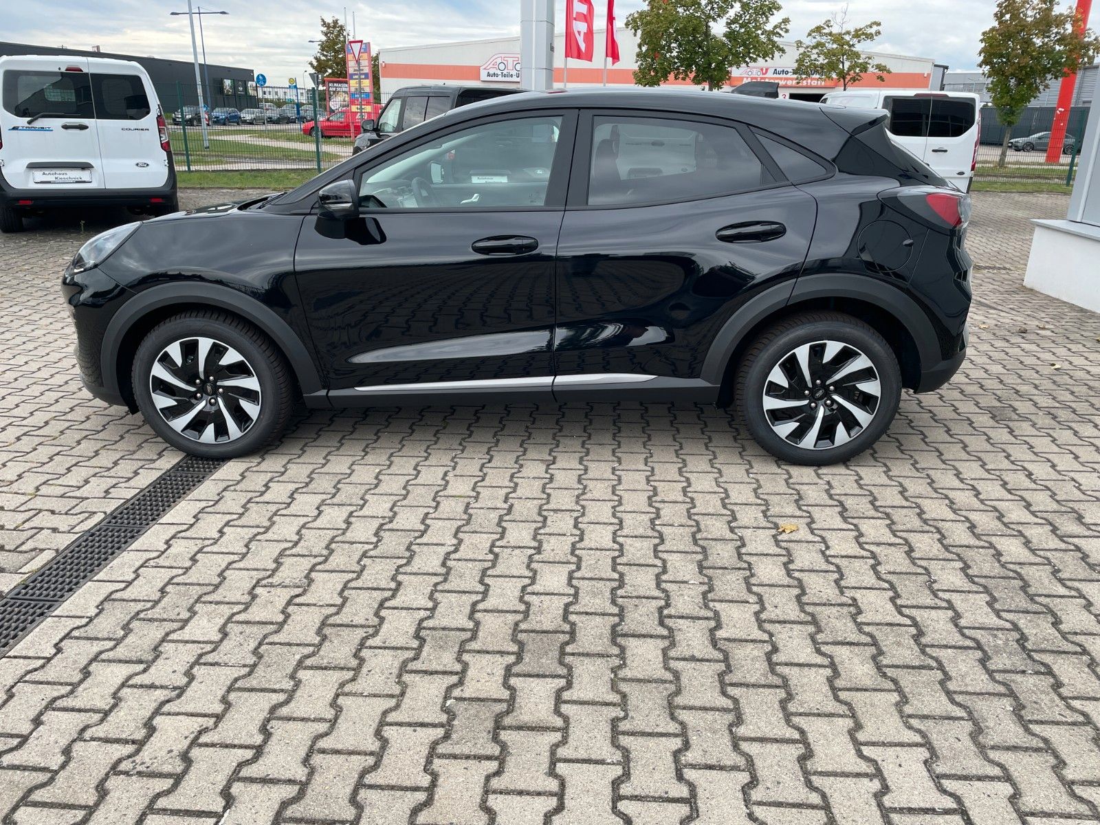 Fahrzeugabbildung Ford Puma Titanium