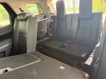 Land-Rover Discovery Sport - 12