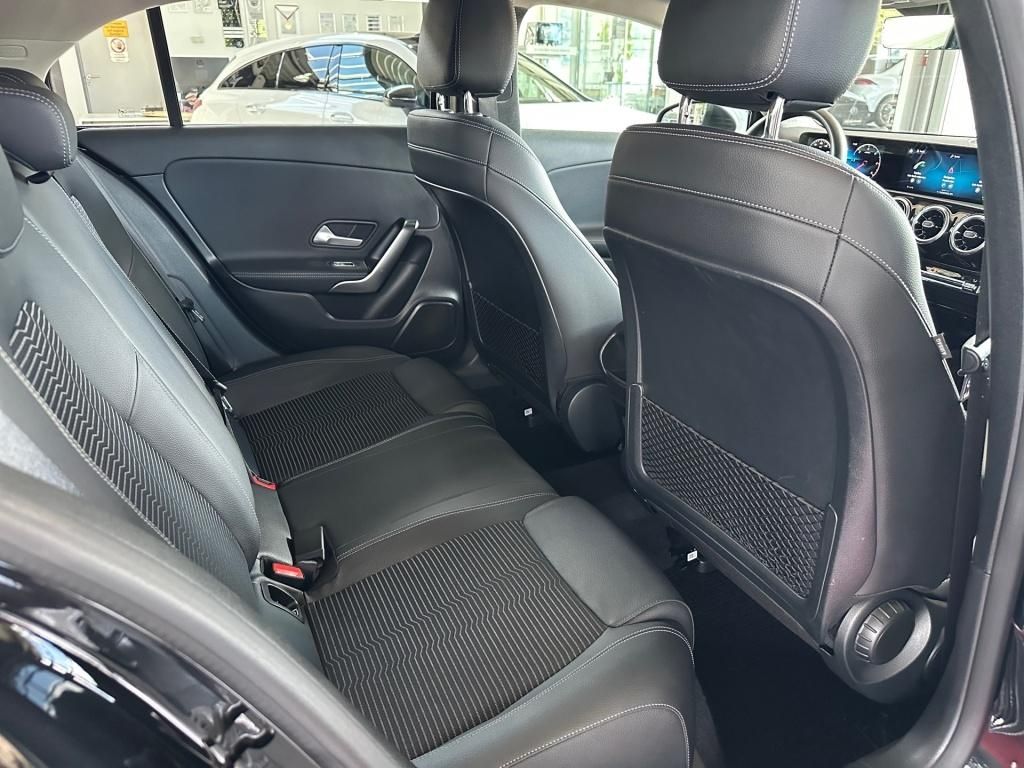 Fahrzeugabbildung Mercedes-Benz A 220 d Progressive Night Navi SDHZ KAM LED SHZ
