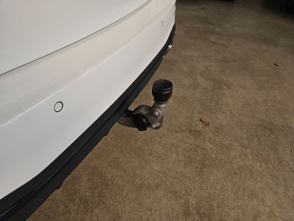Fahrzeugabbildung Mercedes-Benz C 200 T AMG Night AHK Pano Memory LED Ambie. KAM