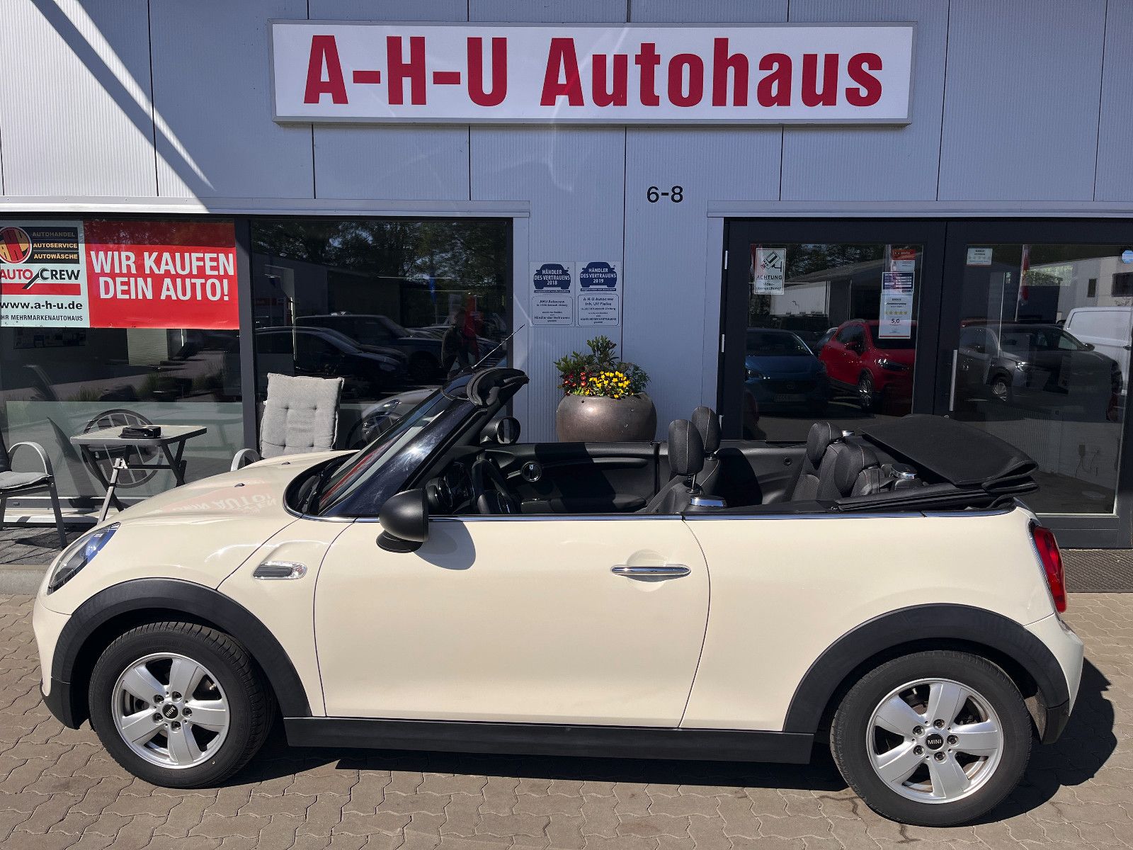 Fahrzeugabbildung MINI One Cabrio