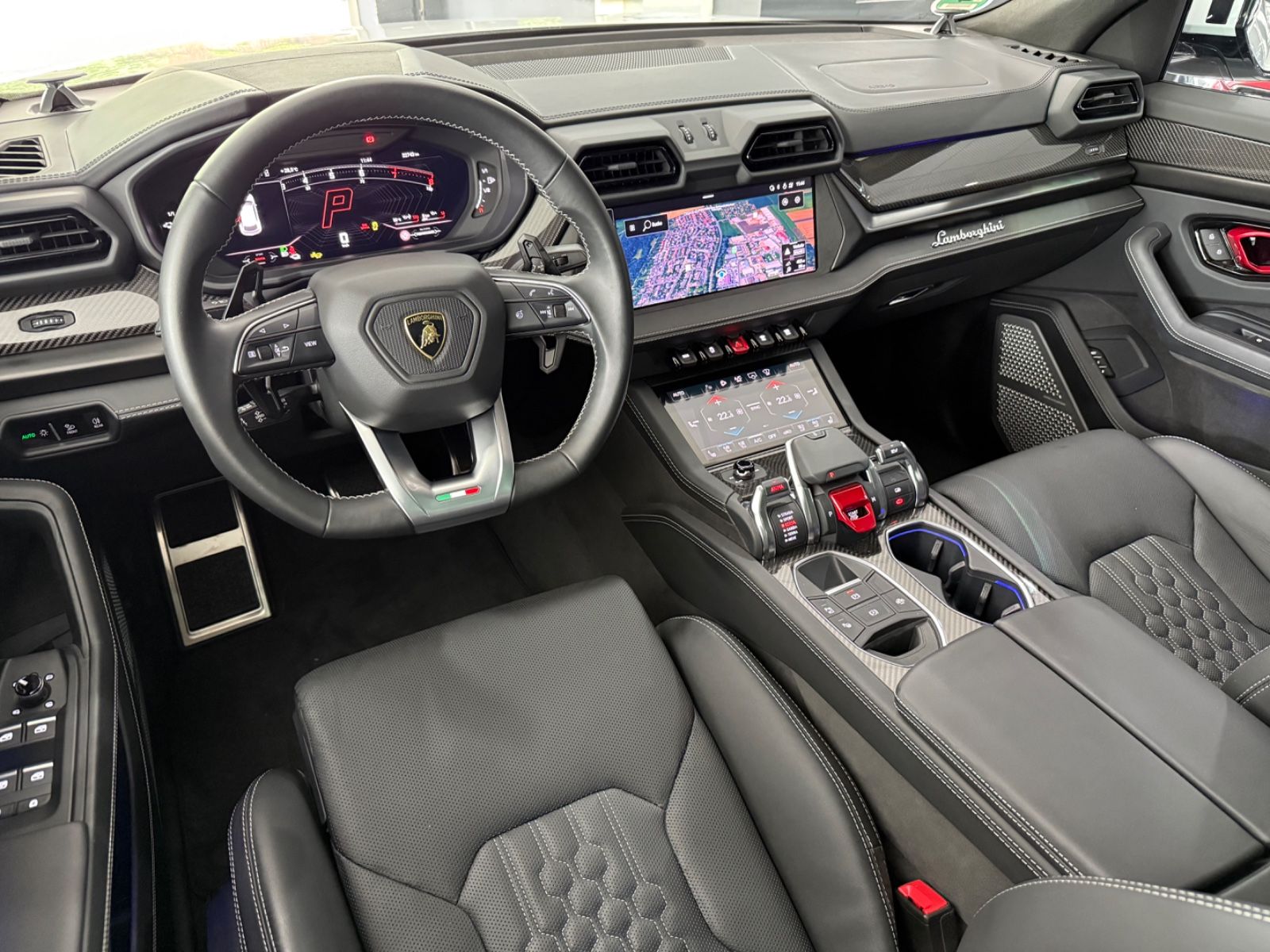 Lamborghini Urus SE PANO MASSAGE 360 B&O 3D 23 CARBON foto 4