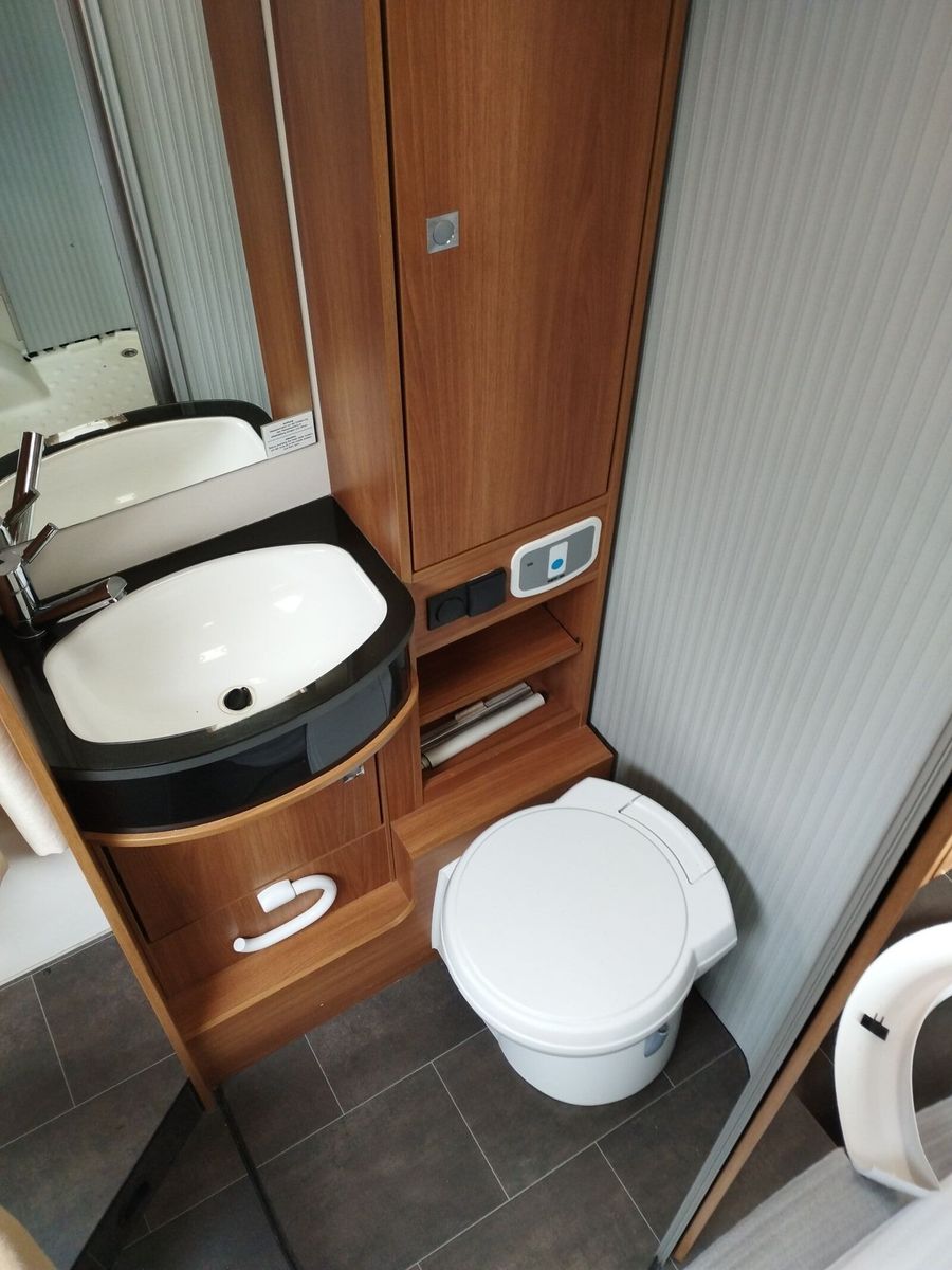 Fahrzeugabbildung Dethleffs Magic Edition T7151-4 DBM SAT,Solar,TV,Dachklima