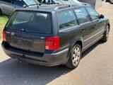 Volkswagen Passat Variant 1.8 T Highline Variant*TÜV*7.2026 - Volkswagen Passat Variant aus 1999