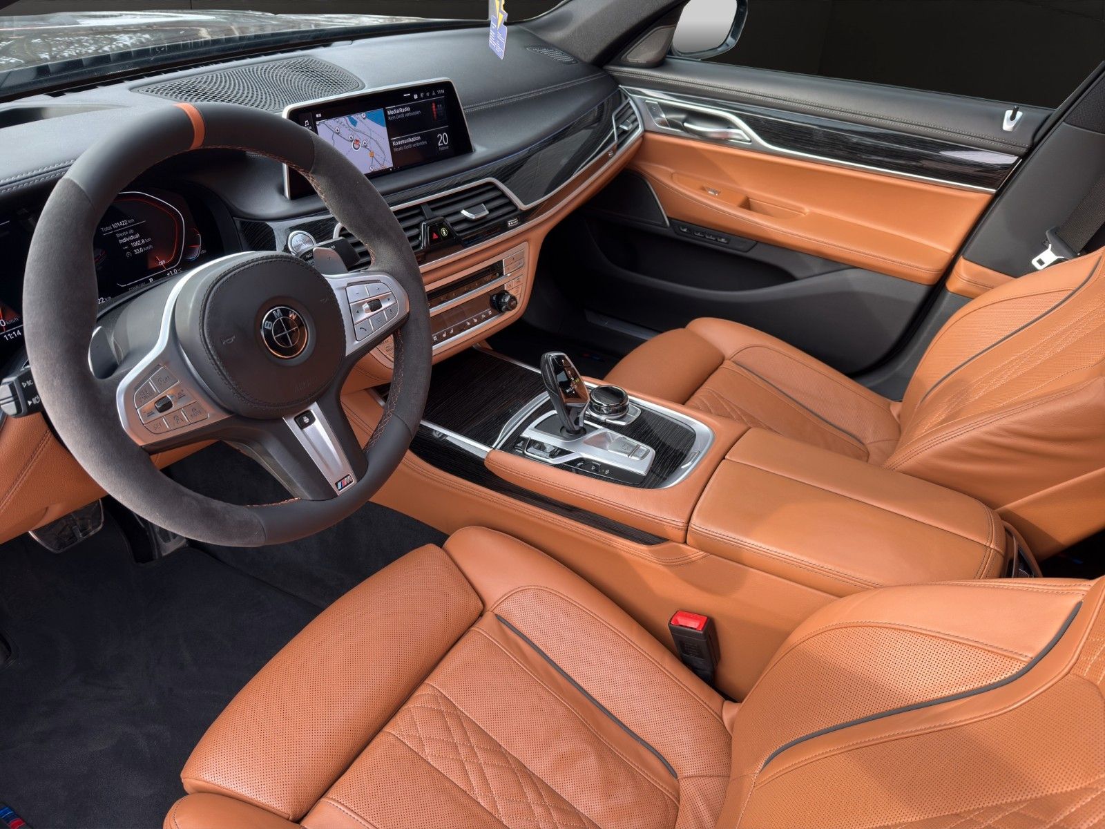 Fahrzeugabbildung BMW 750Li xDrive HUD/Skylounge/H&K/Massage/Luftf.