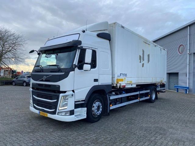 Volvo FM11-330 / NL TRUCK / TUV:06-12-2025 / FULL-AIR