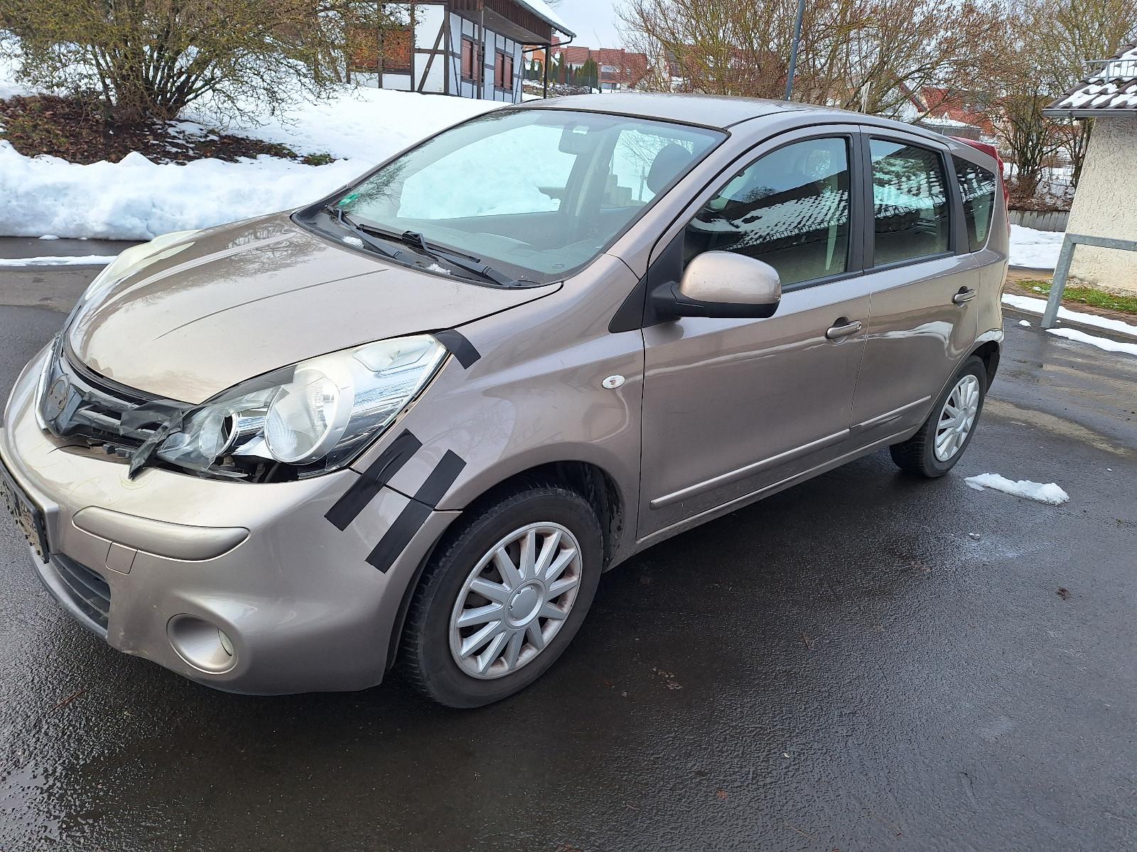 Nissan Note Acenta E11 1,4L KLIMA fahrbereit. weni Scha