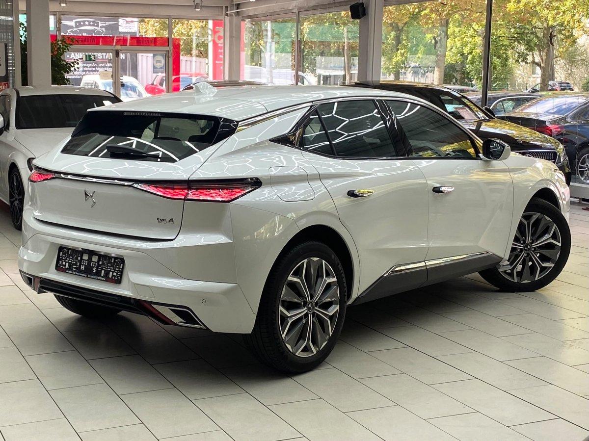 DS Automobiles 4 1.2 PureTech 130 Trocadero Head Up Navi RüFaKa
