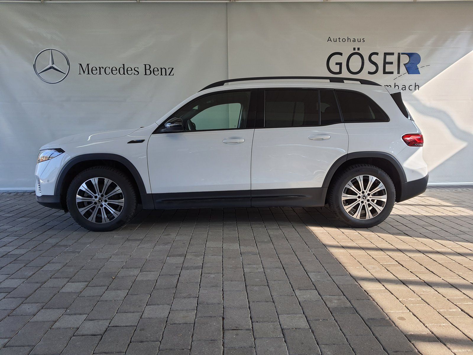MERCEDES-BENZ EQB 250 Night-Paket*Kamera*Lenkradheizung