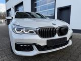 BMW 750ixDrive M-SPORT/MASSAGE/AHK/NIGHTV./LASER/H&K - weiße BMW 750