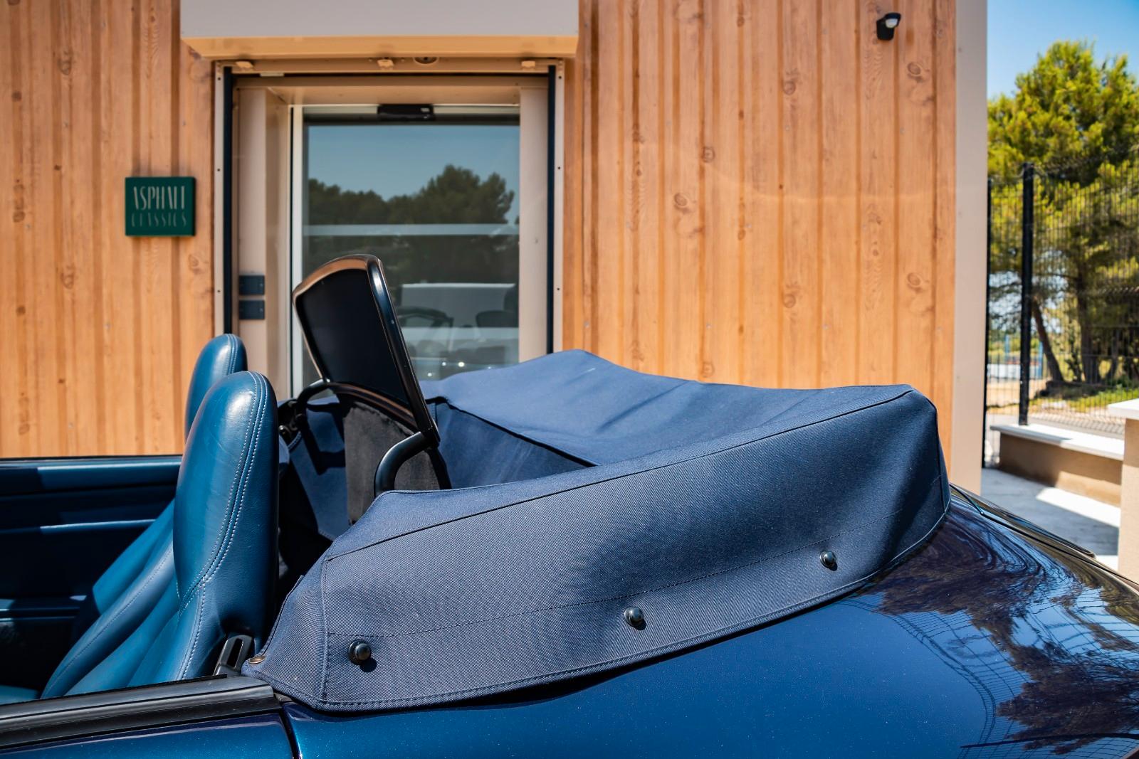 Porsche 993 Carrera Cabriolet