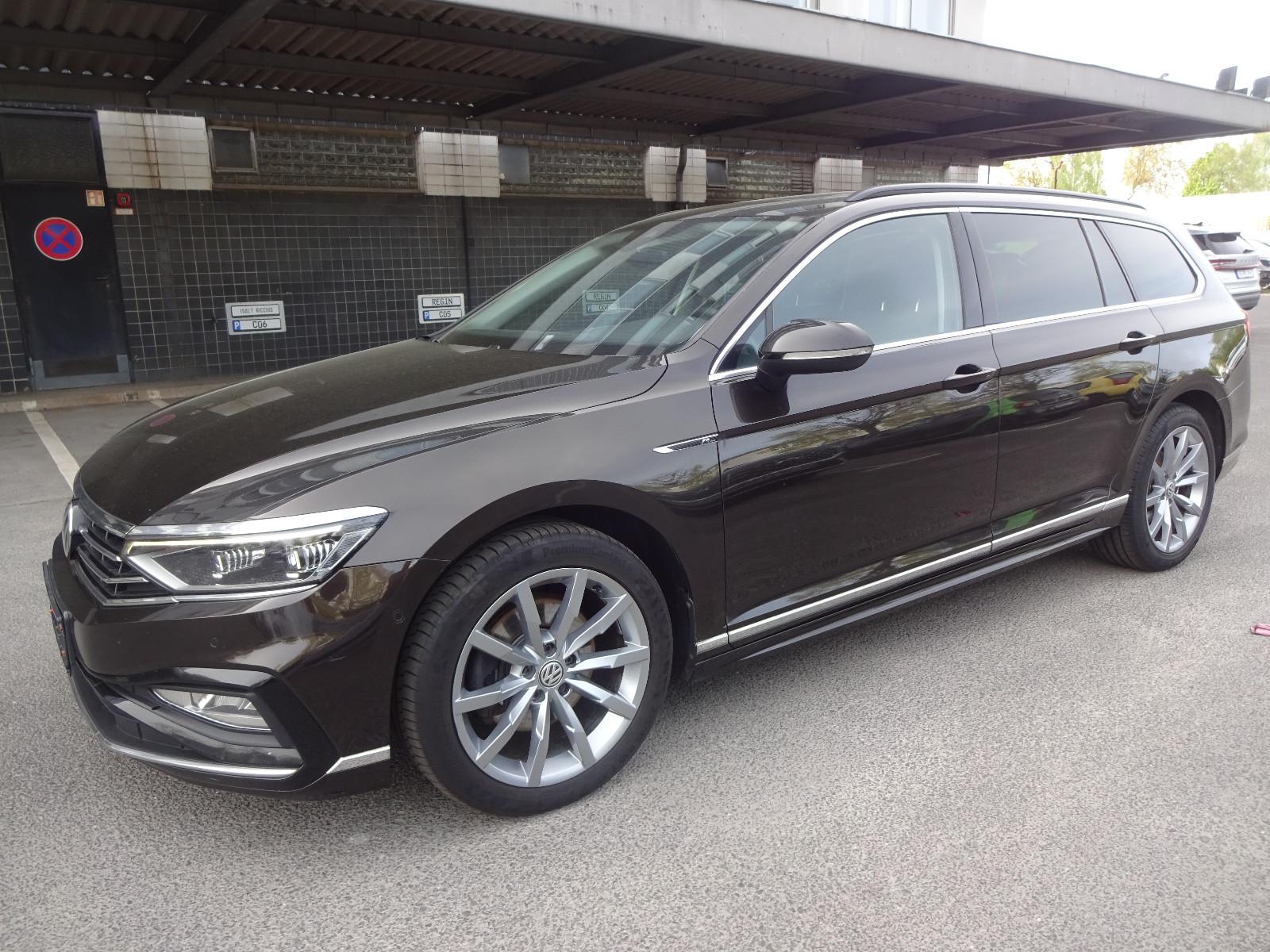 Volkswagen Passat Variant Business R.LINE