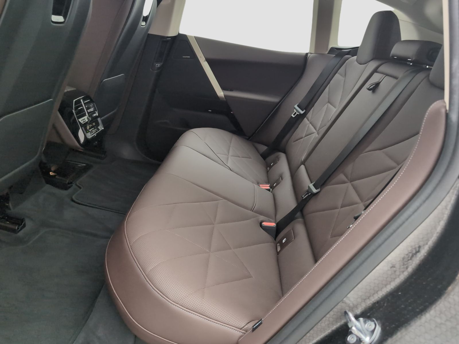 BMW iX - Bild 9