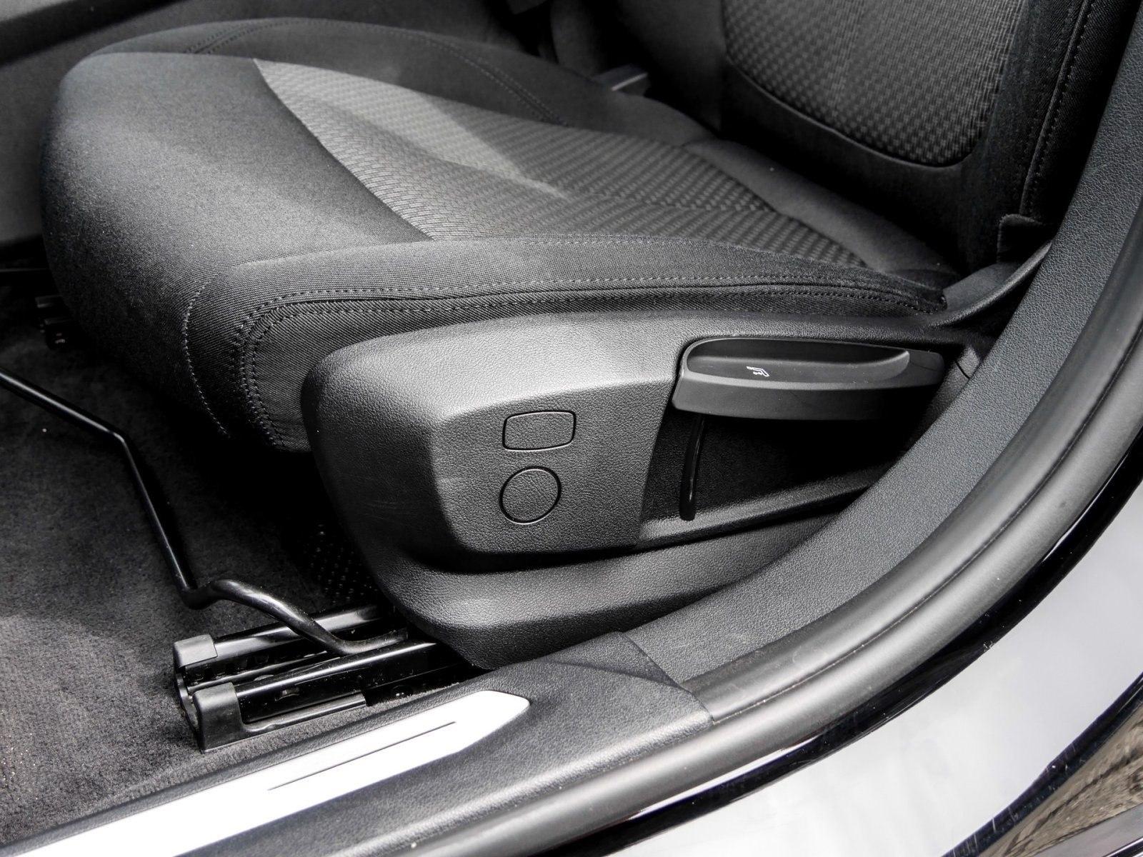 BMW 118 i /5 NAVI LED PDC V+H DAB Tempomat Sitzheiz., миниатюра 15