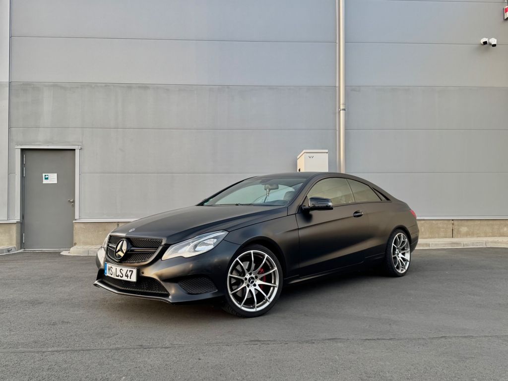 Image of Mercedes-Benz E 200