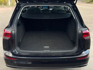 Volkswagen Golf - 10