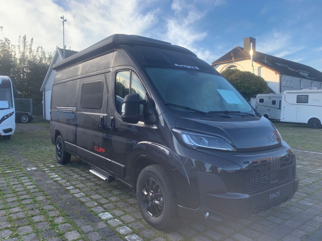 Sunlight, Camper Van CLIFF 600 XX LTE-Ant.+Schlafdach+LED 