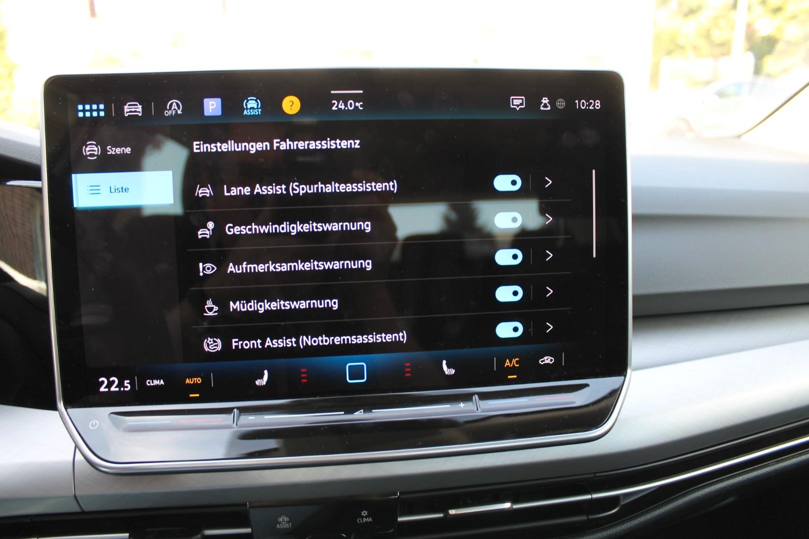 Volkswagen Golf VIII Lim. 1.5 TSI Life-Navi-AHK, миниатюра 22