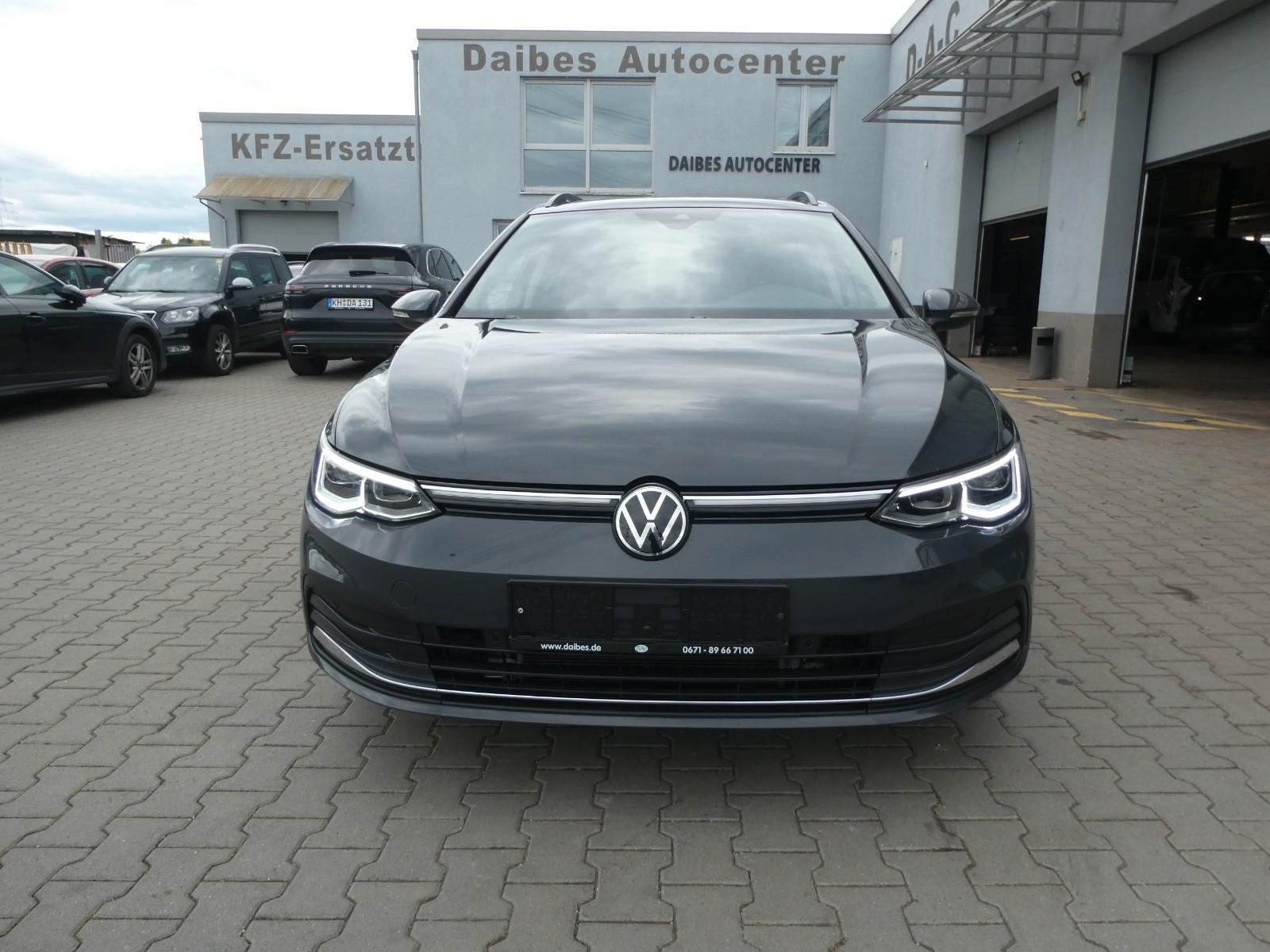 Volkswagen Golf VIII Variant Style