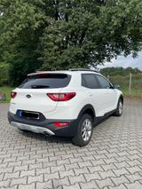 Kia Stonic 1.2 Vision Navi/Einparkhilfe/Sitzheizung - weiße Kia Stonic