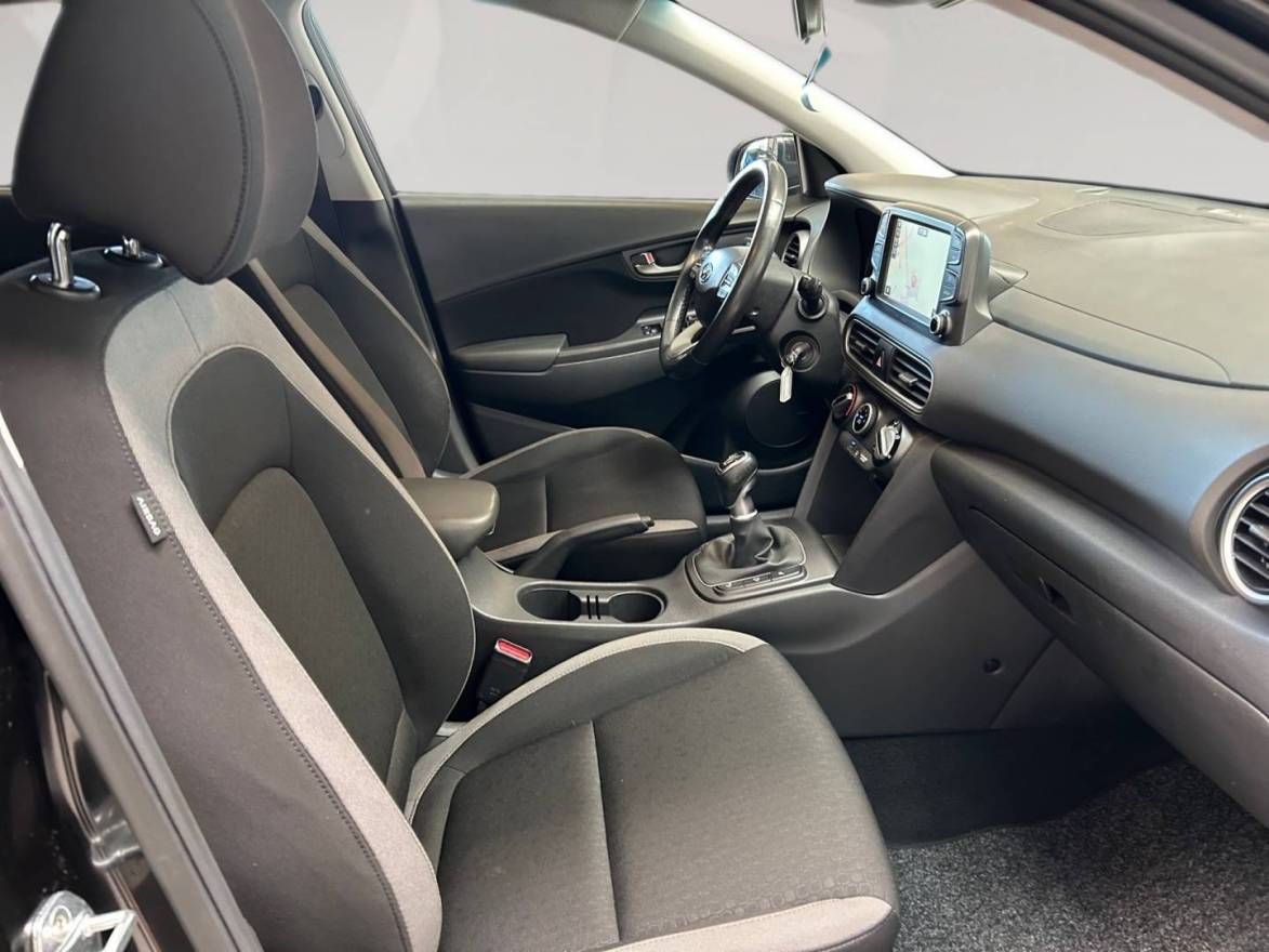 Fahrzeugabbildung Hyundai KONA TREND 17' Alu, LED-Lichtpaket, Navigationsp