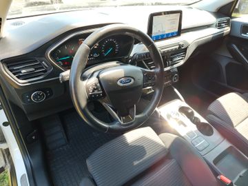 Ford Focus - 8