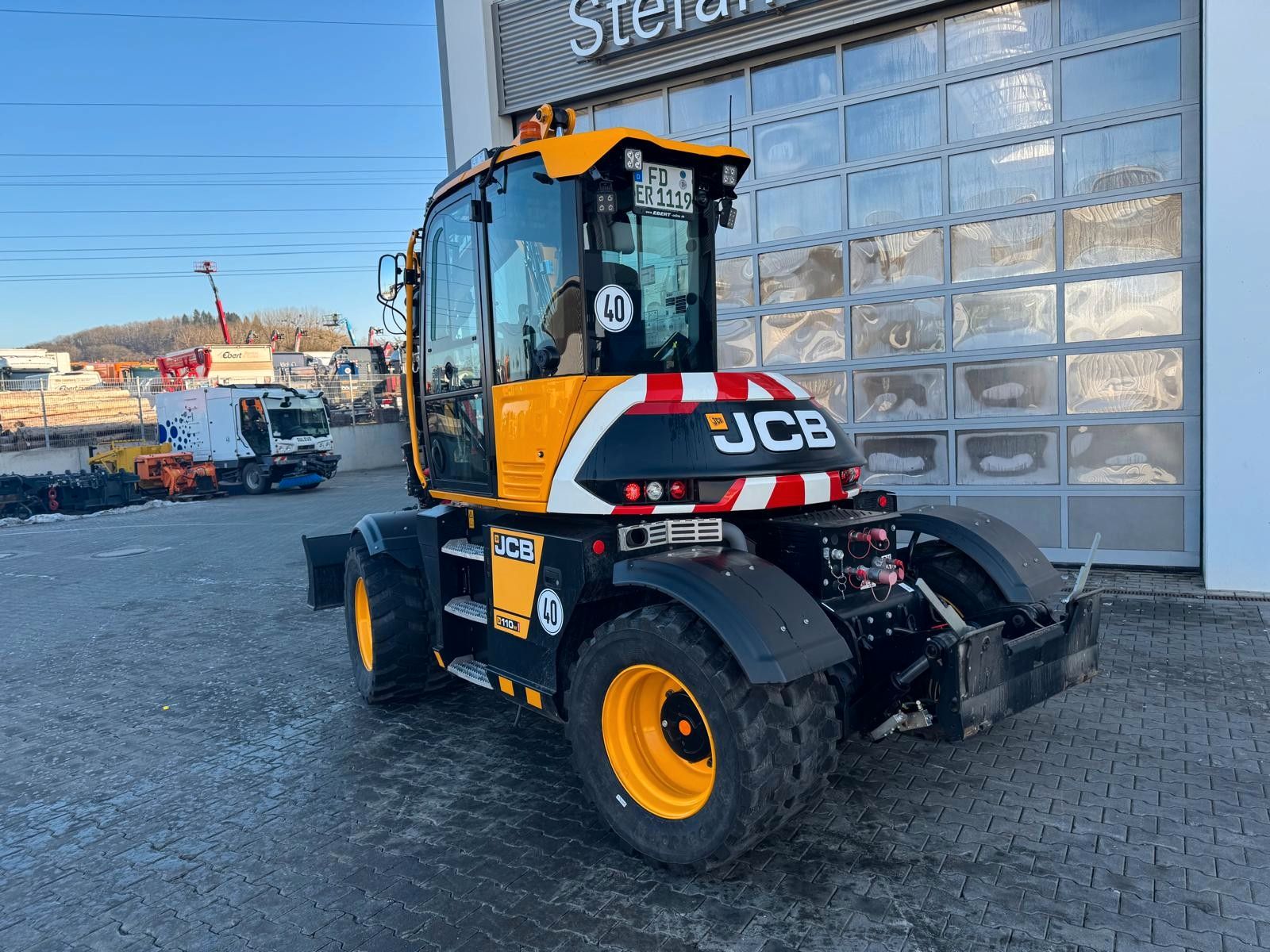 Fahrzeugabbildung JCB Hydradig / Skid-Steer-Aufnahme / nur 375h / 2024